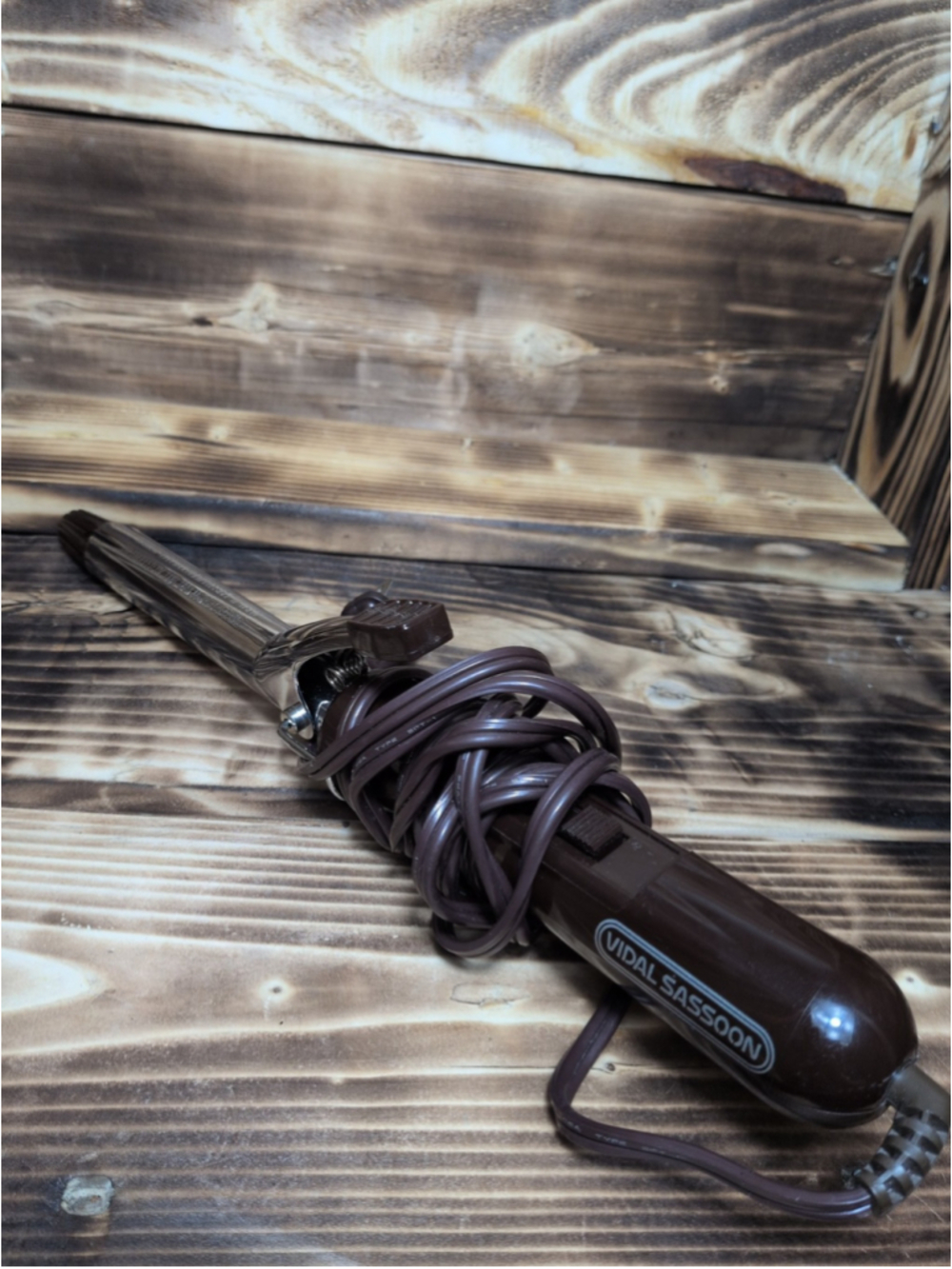 Vintage Vidal Sassoon Curling Iron # 901 Brown - Tested Working Condition